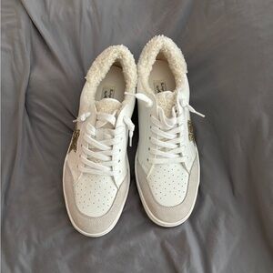 Vintage Havana White and Gold Sneakers with Sherpa Lining
